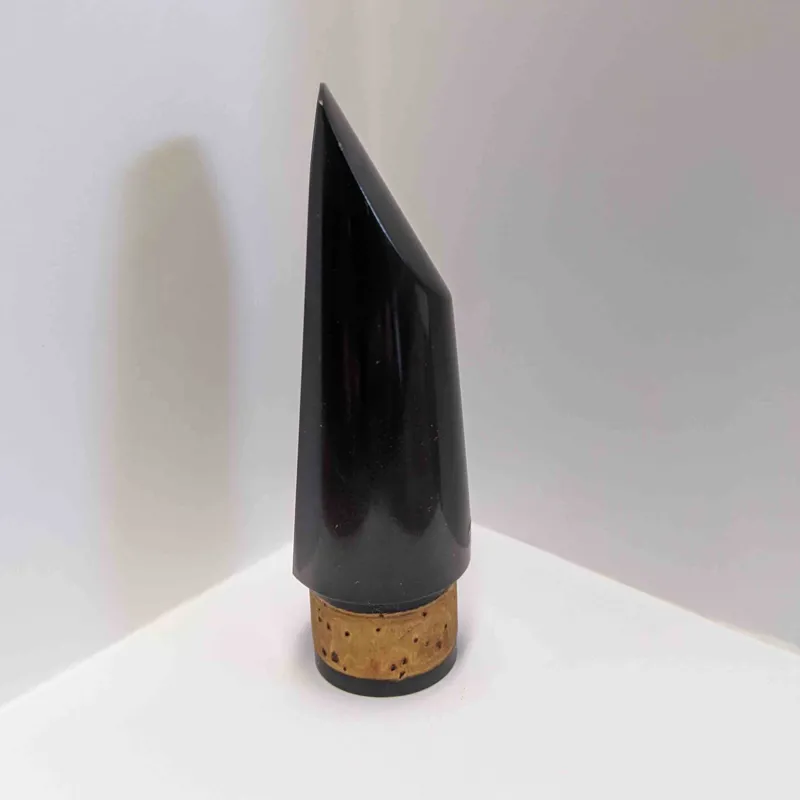 Boosey and Hawkes 593 English Bore Mouthpiece