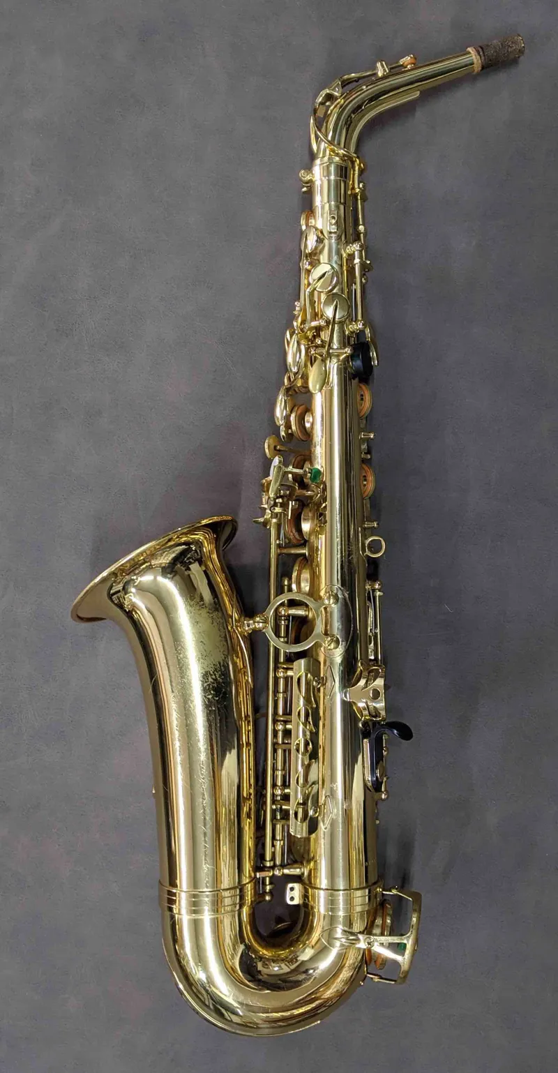 Secondhand Elkhart Deluxe Alto Saxophone