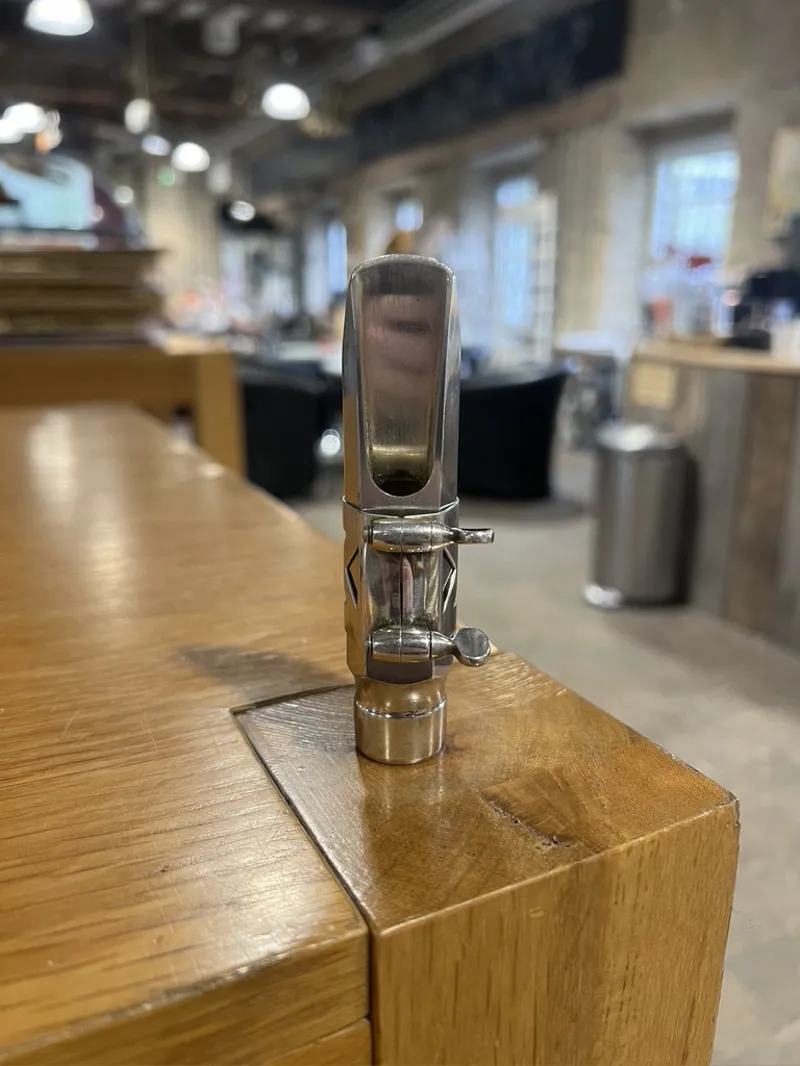 Secondhand Selmer Jazz D Metal Alto Saxophone Mouthpiece - with Ligature and Cap-1