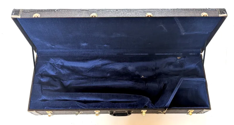 Secondhand Baritone Saxophone Hard Case-1