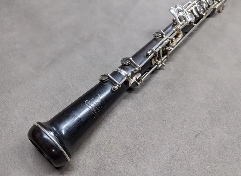 Full Conservatoire oboe with semi automatic octaves.  Beuscher model 968.  -2