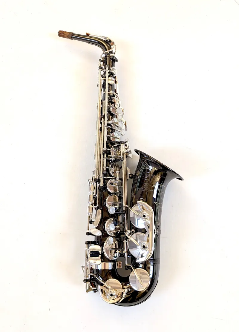 Secondhand Series V Alto Black with Silverplated Keys