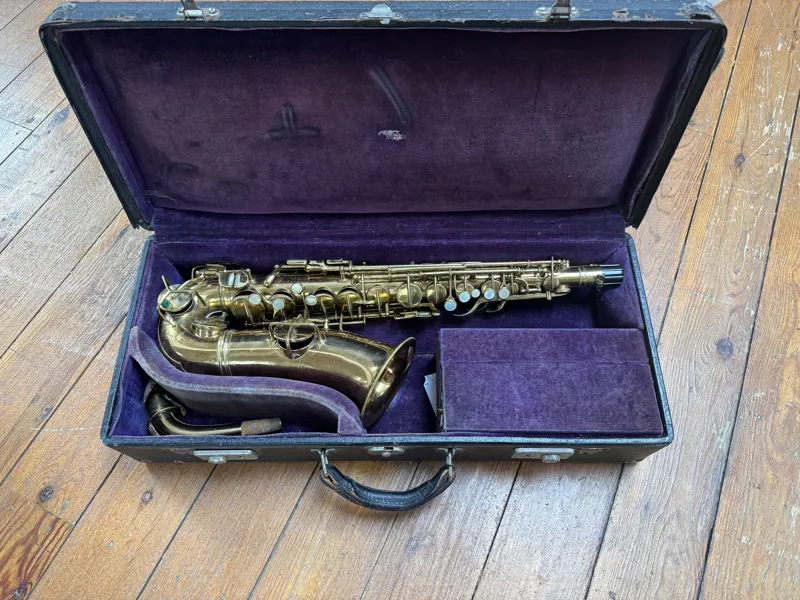Vintage C.G.Conn - Chu Berry Alto Sax 