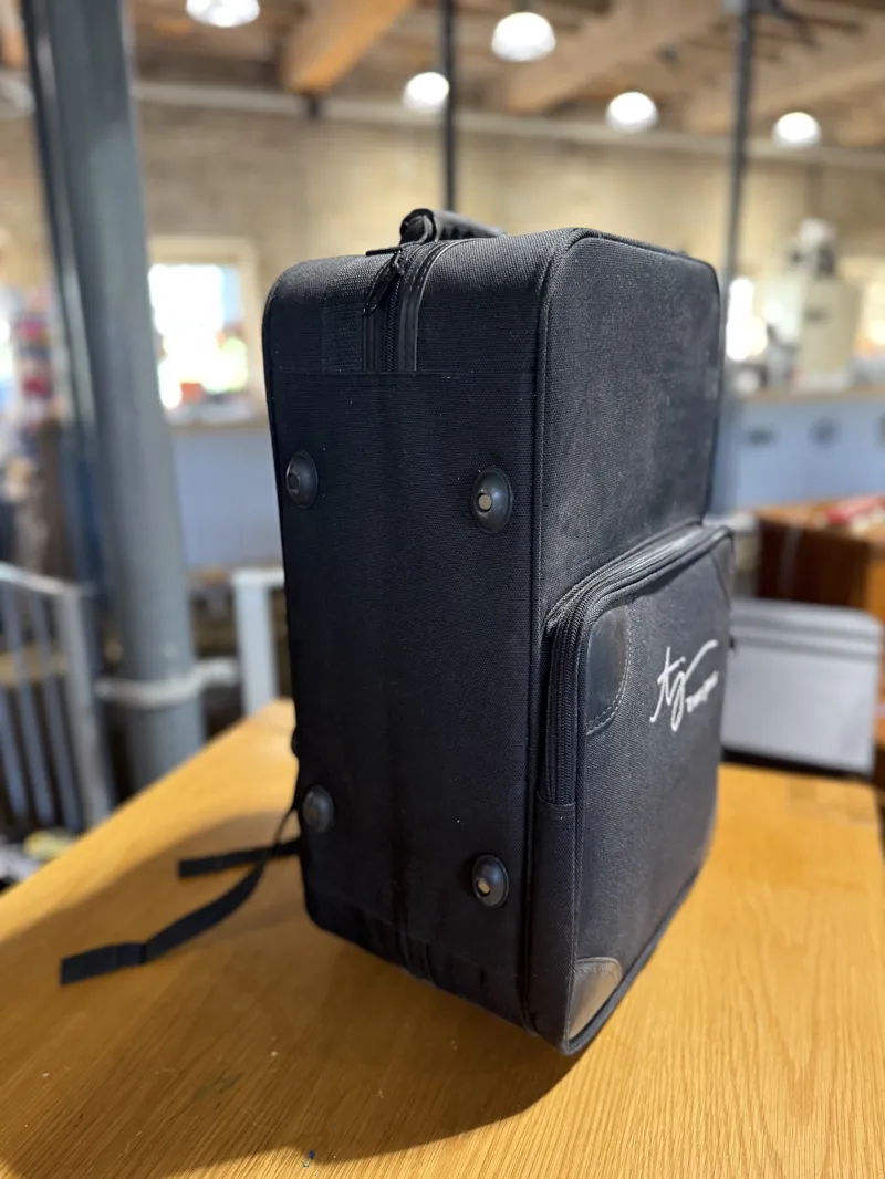 Flugel Horn case - fits all Yamaha style flugel horns - ex display-3