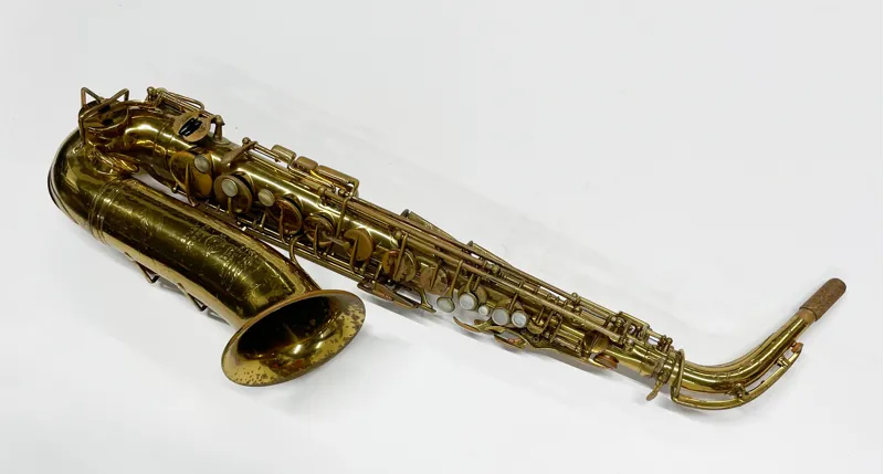 Vintage Selmer Model 26 Alto Saxophone-4