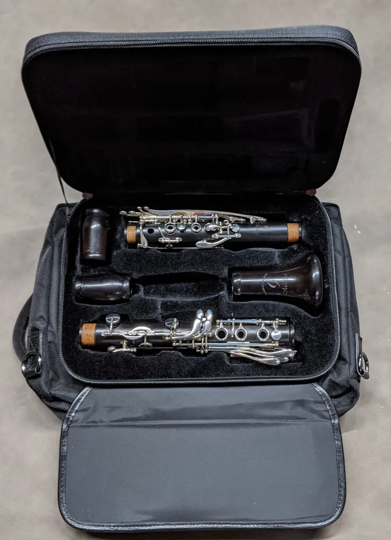 Secondhand Backun MoBa Grenadilla Bb Clarinet - Silver Keys-5