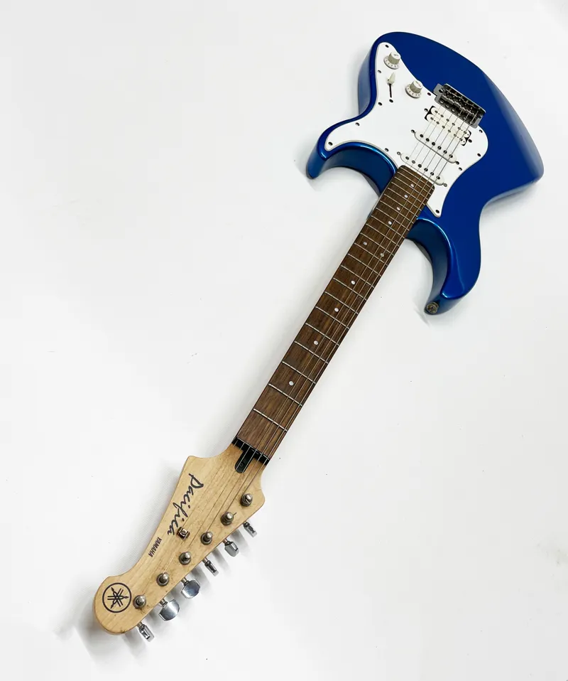 Secondhand Yamaha Pacifica Electric Guitar - Blue-3