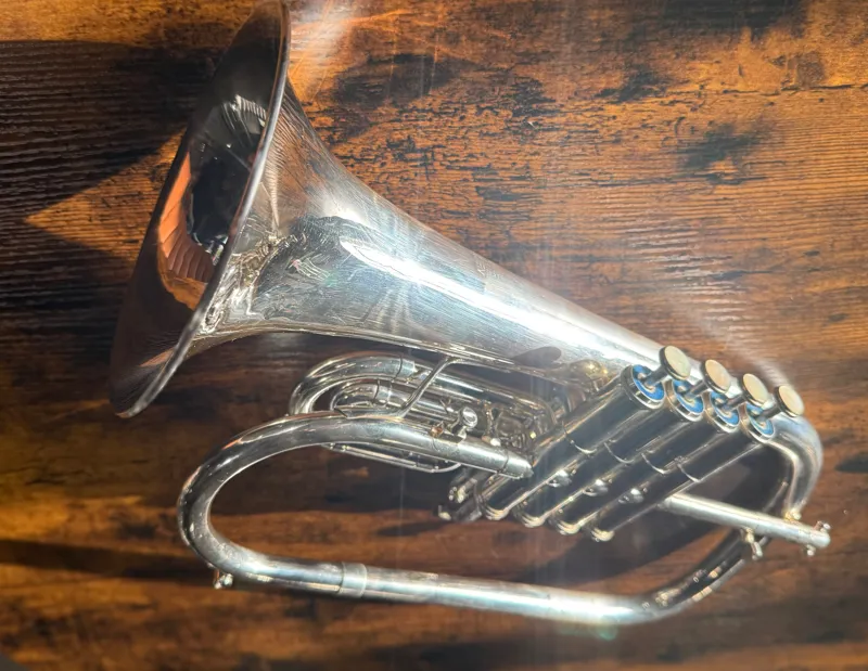 PreOwned Getzen Eterna 4 Valve Flugelhorn-6