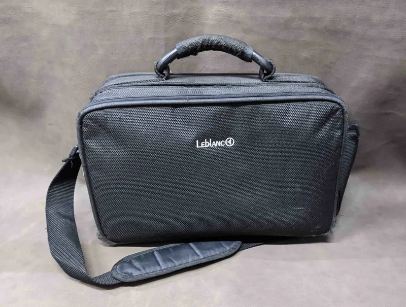 Secondhand Leblanc Esprit Bb Clarinet-2